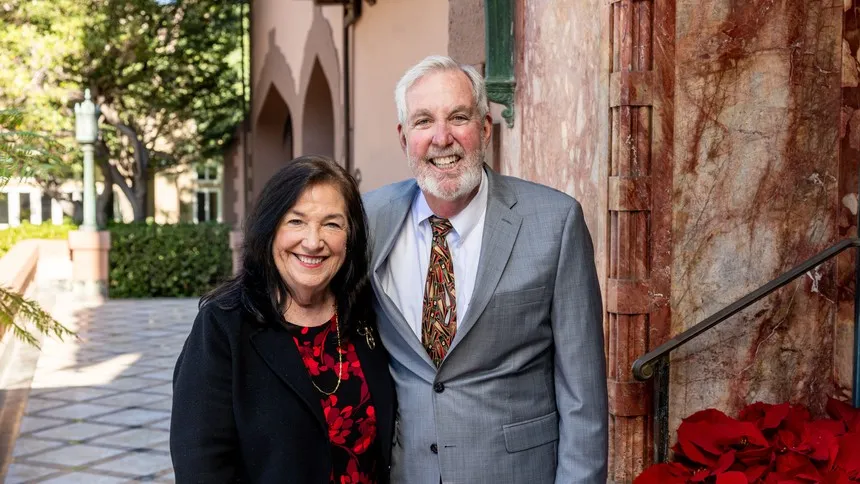 Angela Hawekotte ’75 and her husband, Casey Quinn, long-time supporters of the University, joined the Heritage Society luncheon.