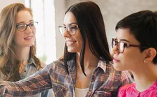3 students discussing